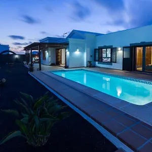 Villa El Faro, Playa Blanca (Lanzarote)